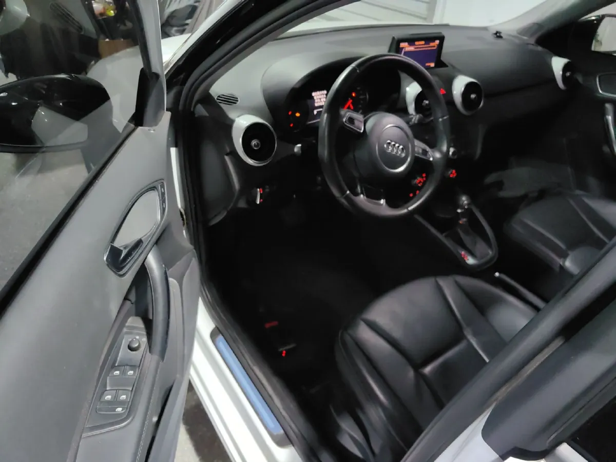 2013 Kia Sorento 2.2T 197HP L4 6AT,autocango,china used car exporter,china ev exporter,chinese used car exporter,chinese used ev exporter