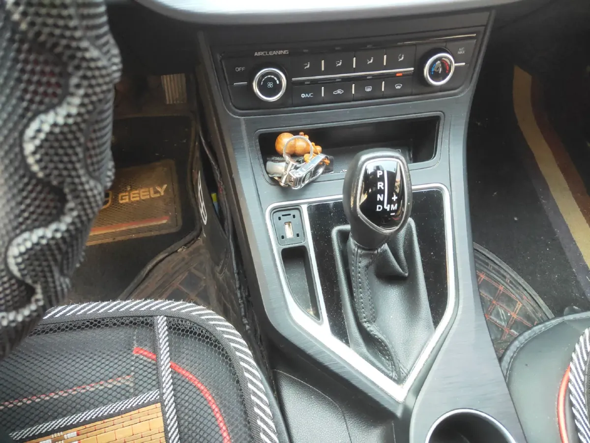 2020 Geely Vision 1.5L 109HP L4 CVT,autocango,china used car exporter,china ev exporter,chinese used car exporter,chinese used ev exporter