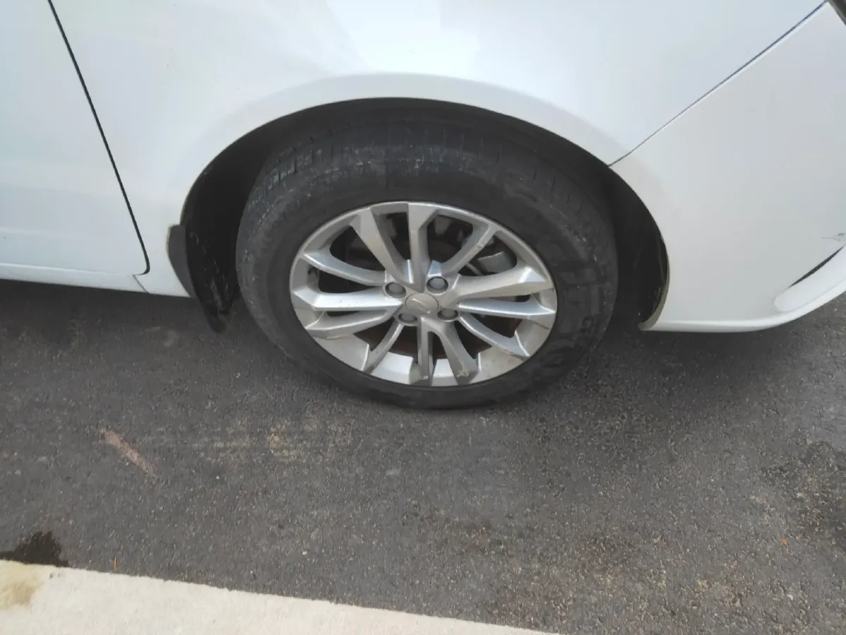 2020 Geely Vision 1.5L 109HP L4 CVT,autocango,china used car exporter,china ev exporter,chinese used car exporter,chinese used ev exporter