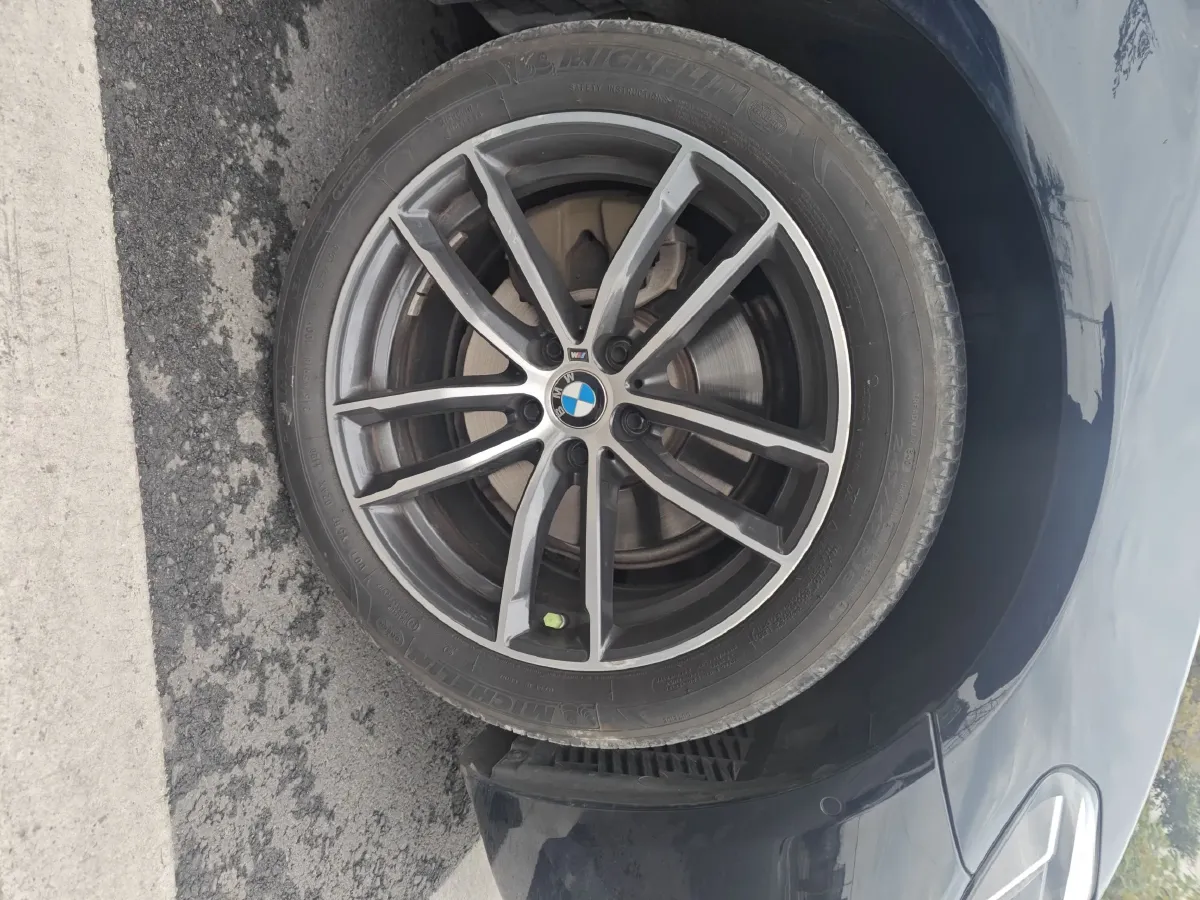 2021 BMW 5 Series 2.0T 184HP L4 8AT,autocango,china used car exporter,china ev exporter,chinese used car exporter,chinese used ev exporter