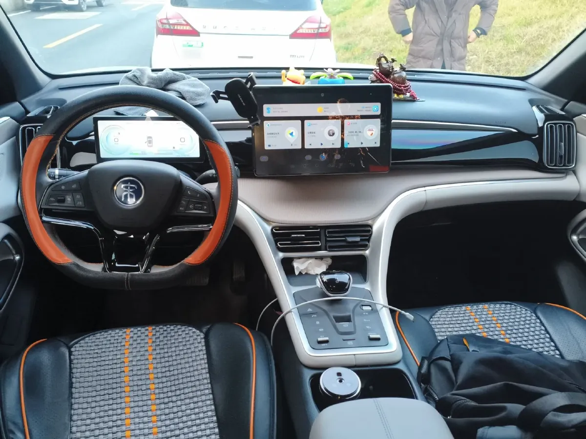 2024 BYD Song Pro 1.5L 110HP L4 E-CVT PHEV 18.3KWH,autocango,china used car exporter,china ev exporter,chinese used car exporter,chinese used ev exporter