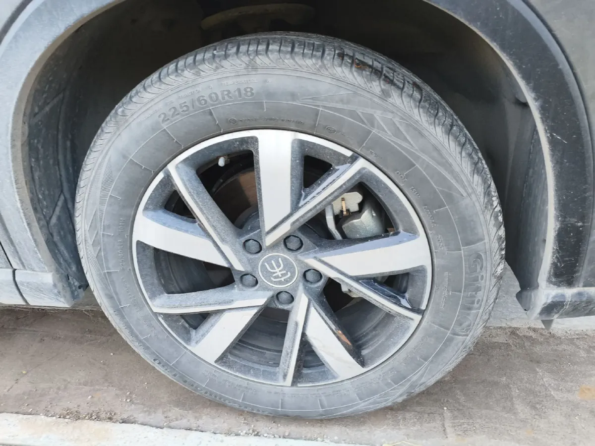 2024 BYD Song Pro 1.5L 110HP L4 E-CVT PHEV 18.3KWH,autocango,china used car exporter,china ev exporter,chinese used car exporter,chinese used ev exporter