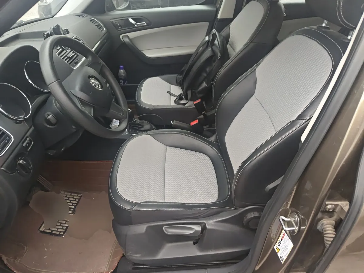 2016 Skoda Yeti 1.4T 150HP L4 7DCT,autocango,china used car exporter,china ev exporter,chinese used car exporter,chinese used ev exporter