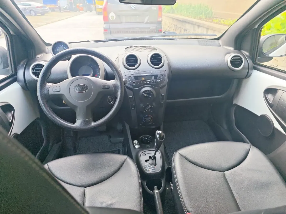 2015 BYD F0 1.0L 68HP L3 5AMT,autocango,china used car exporter,china ev exporter,chinese used car exporter,chinese used ev exporter