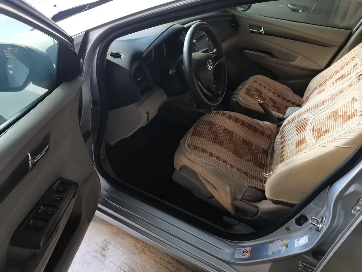 2012 Honda City Classic 1.5L 120HP L4 5AT,autocango,china used car exporter,china ev exporter,chinese used car exporter,chinese used ev exporter