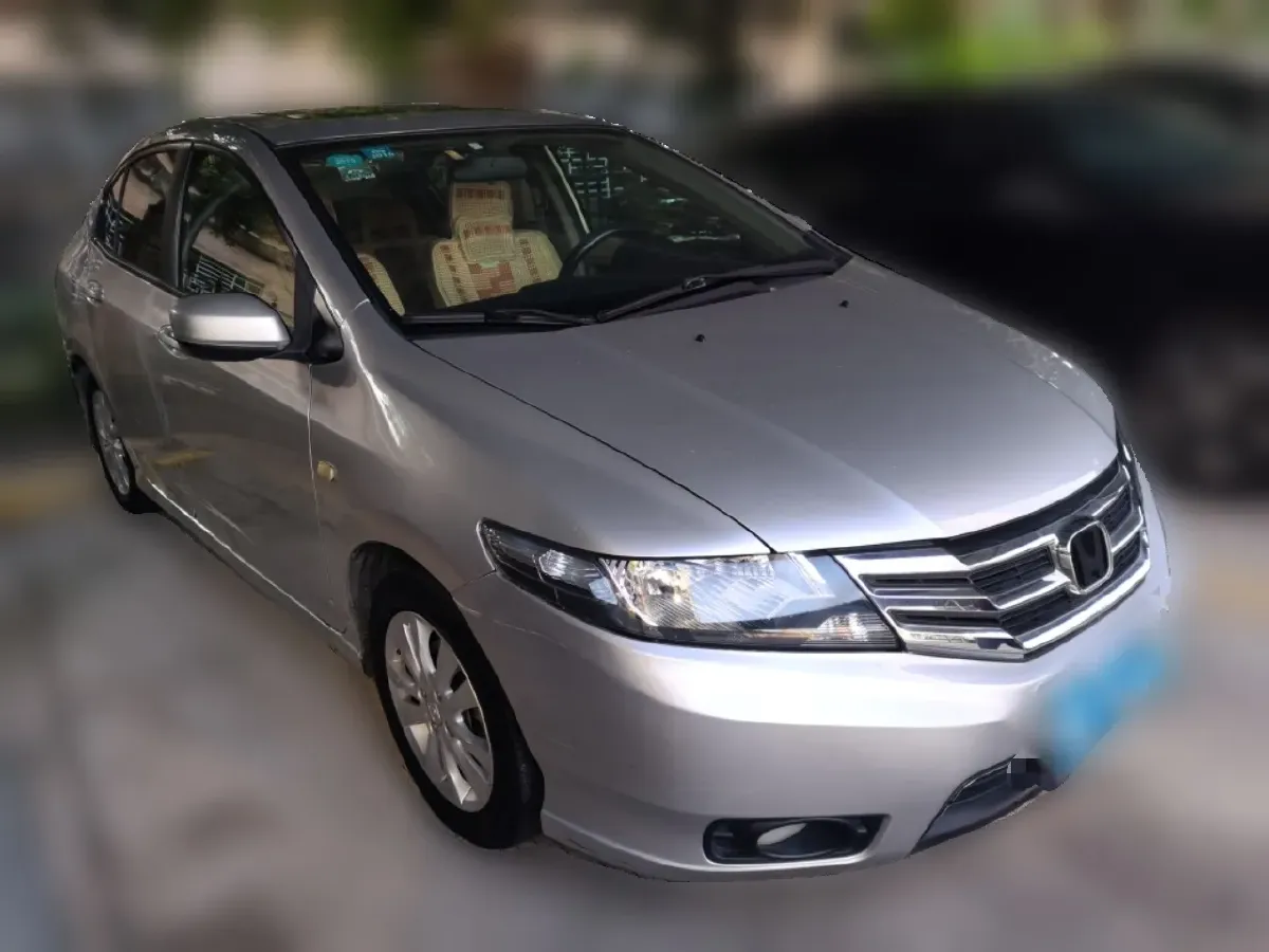 2012 Honda City Classic 1.5L 120HP L4 5AT,autocango,china used car exporter,china ev exporter,chinese used car exporter,chinese used ev exporter