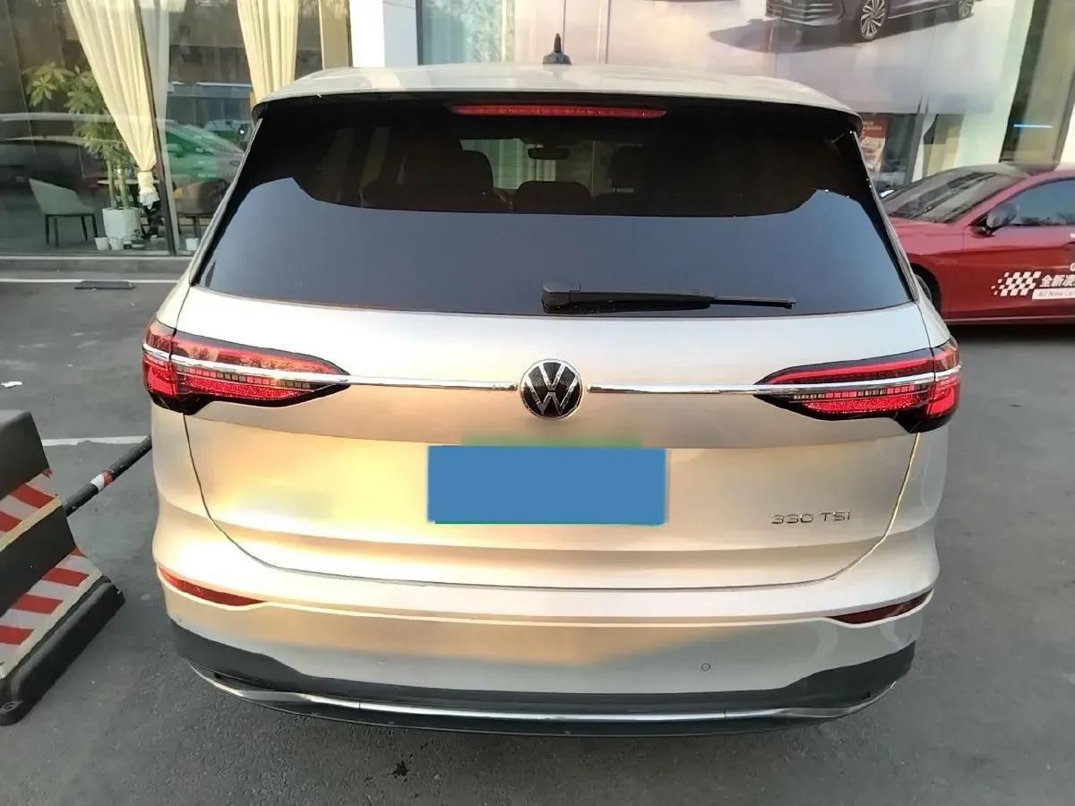 2024 Volkswagen Viloran 2.0T 186HP L4 7DCT,autocango,china used car exporter,china ev exporter,chinese used car exporter,chinese used ev exporter