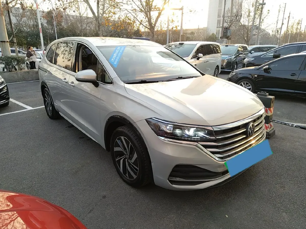 2024 Volkswagen Viloran 2.0T 186HP L4 7DCT,autocango,china used car exporter,china ev exporter,chinese used car exporter,chinese used ev exporter
