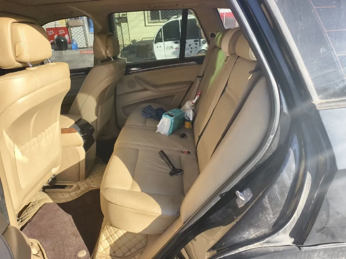 2013 BMW X5 3.0T 306HP L6 8AT,autocango,china used car exporter,china ev exporter,chinese used car exporter,chinese used ev exporter