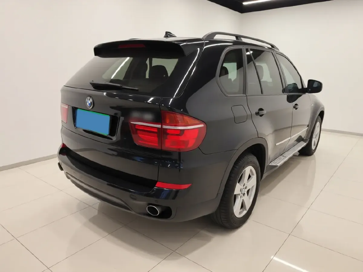 2013 BMW X5 3.0T 306HP L6 8AT,autocango,china used car exporter,china ev exporter,chinese used car exporter,chinese used ev exporter