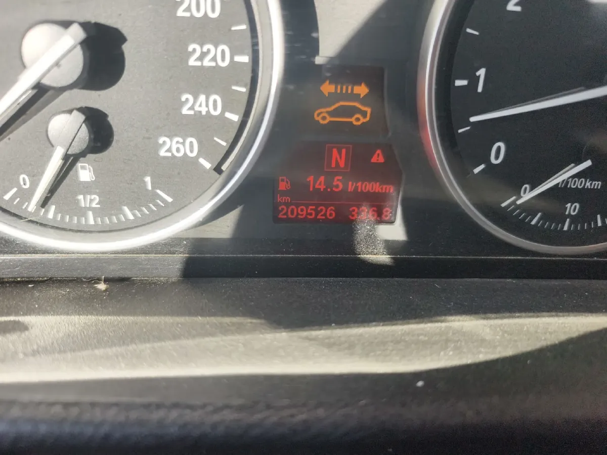 2013 BMW X5 3.0T 306HP L6 8AT,autocango,china used car exporter,china ev exporter,chinese used car exporter,chinese used ev exporter