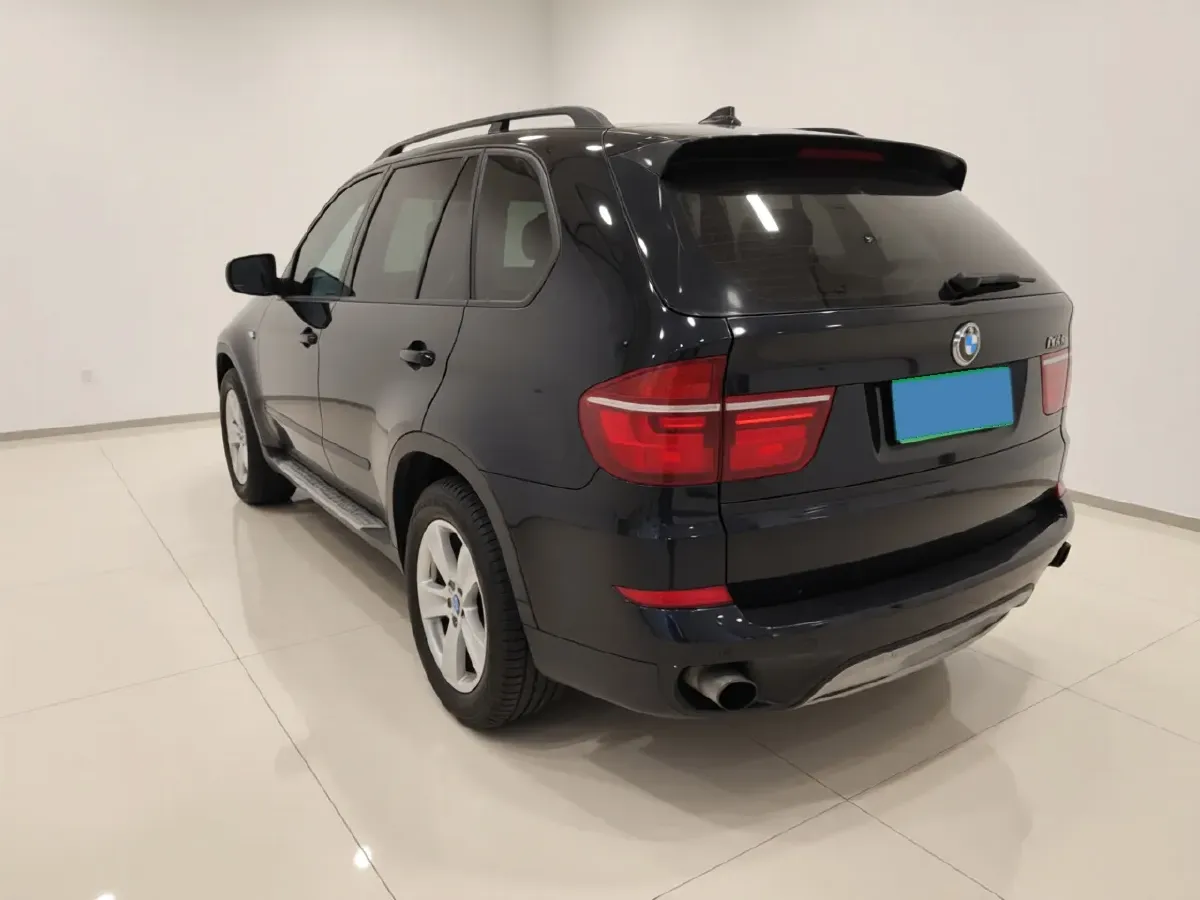 2013 BMW X5 3.0T 306HP L6 8AT,autocango,china used car exporter,china ev exporter,chinese used car exporter,chinese used ev exporter
