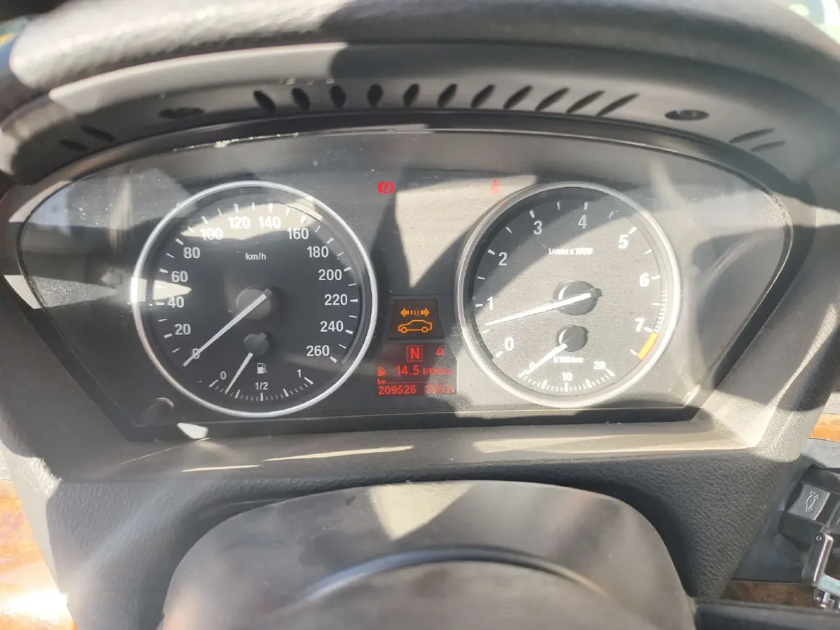 2013 BMW X5 3.0T 306HP L6 8AT,autocango,china used car exporter,china ev exporter,chinese used car exporter,chinese used ev exporter