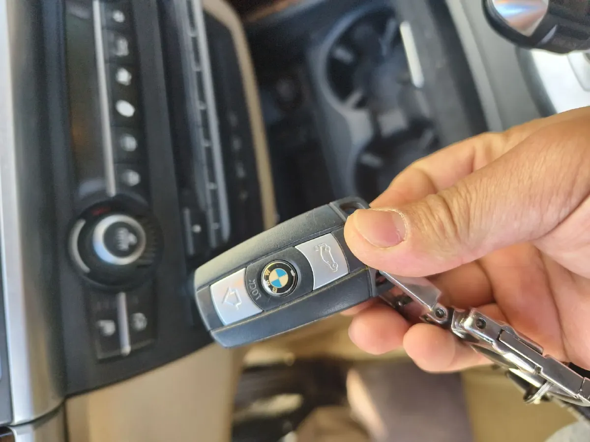 2013 BMW X5 3.0T 306HP L6 8AT,autocango,china used car exporter,china ev exporter,chinese used car exporter,chinese used ev exporter