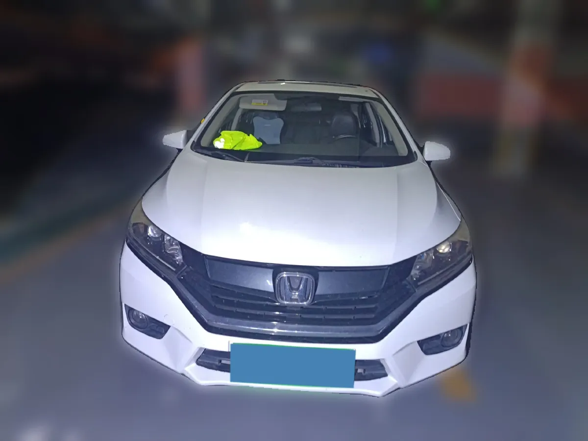 2016 Honda Greiz 1.5L 131HP L4 CVT,autocango,china used car exporter,china ev exporter,chinese used car exporter,chinese used ev exporter