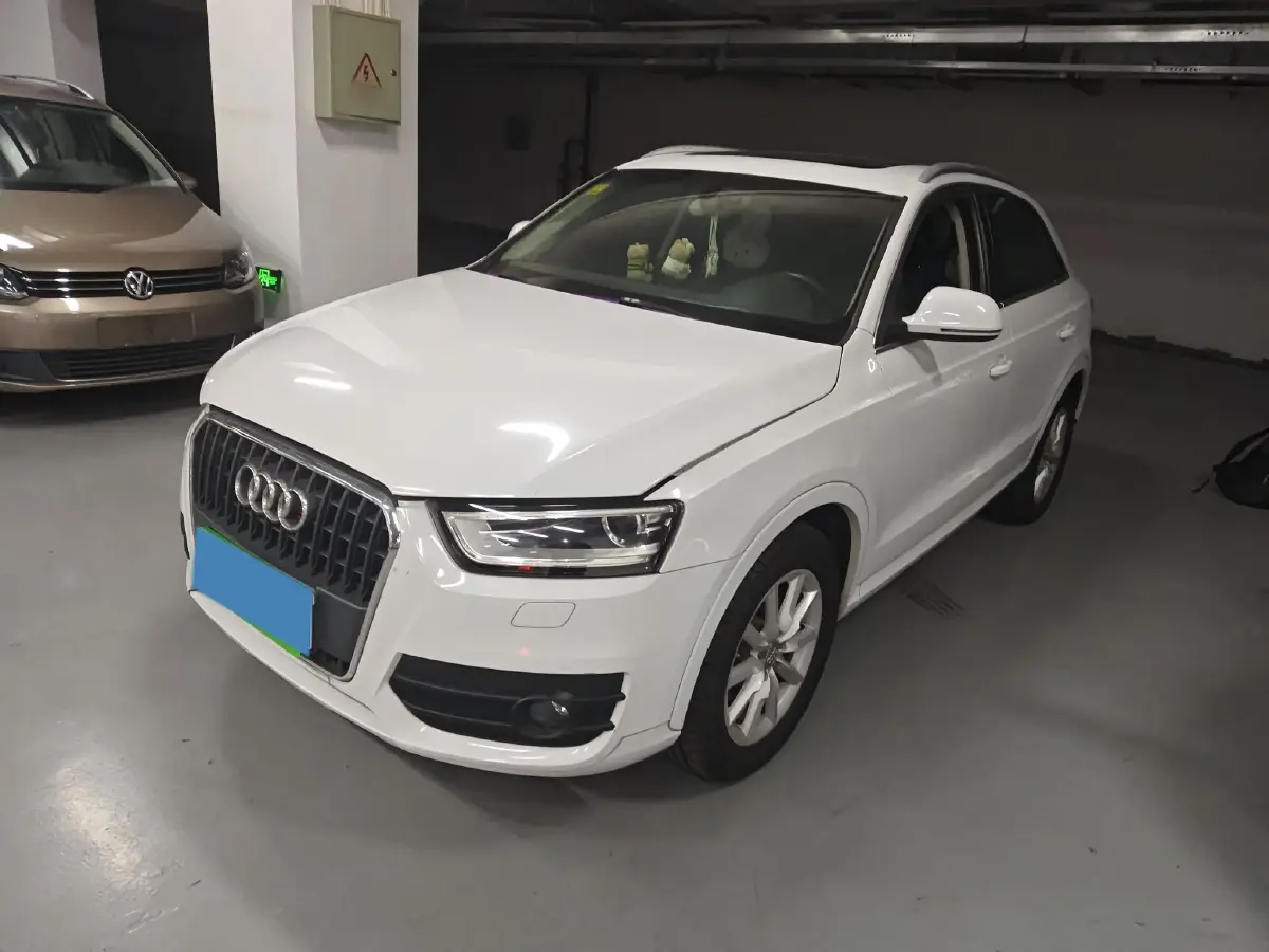 2015 Audi Q3 2.0T 170HP L4 7DCT