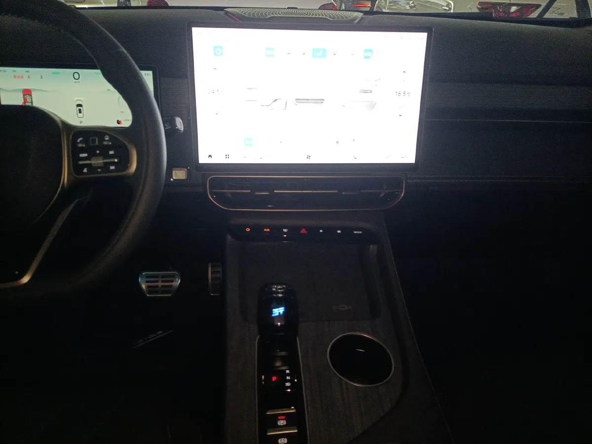 2024 Jetour ShanHai L9 1.5T 156HP L4 2DHT PHEV 19.43KWH,autocango,china used car exporter,china ev exporter,chinese used car exporter,chinese used ev exporter