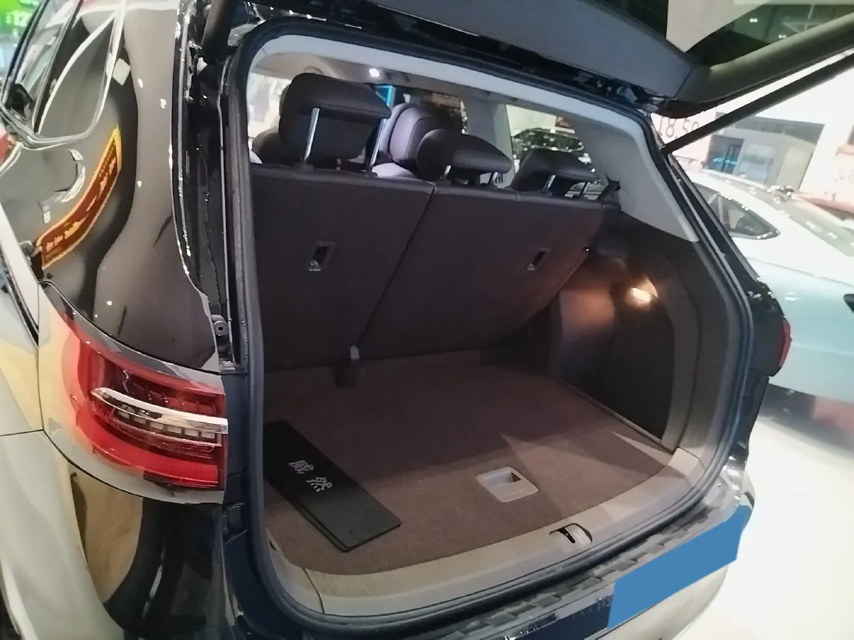 2024 Volkswagen Viloran 2.0T 220HP L4 7DCT,autocango,china used car exporter,china ev exporter,chinese used car exporter,chinese used ev exporter