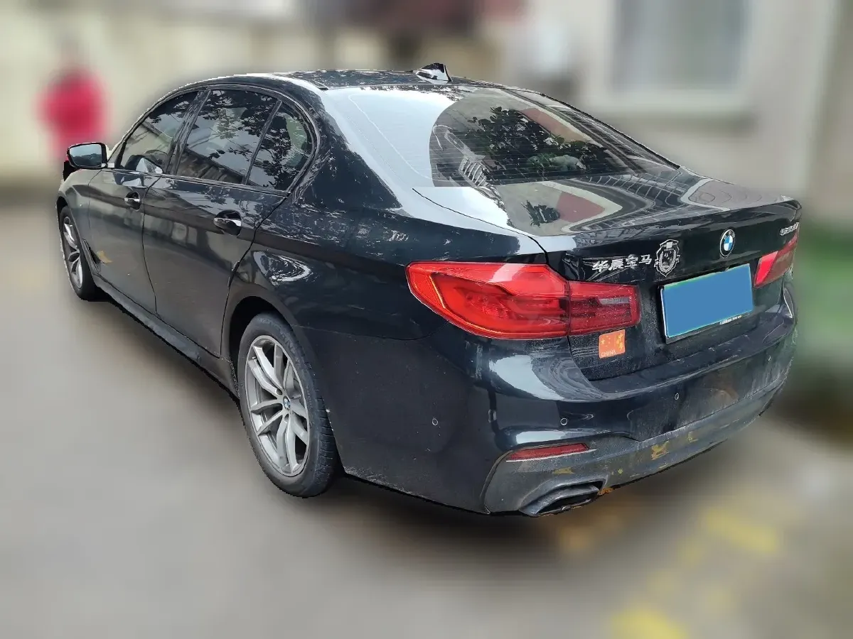 2019 BMW 5 Series 2.0T 184HP L4 8AT,autocango,china used car exporter,china ev exporter,chinese used car exporter,chinese used ev exporter