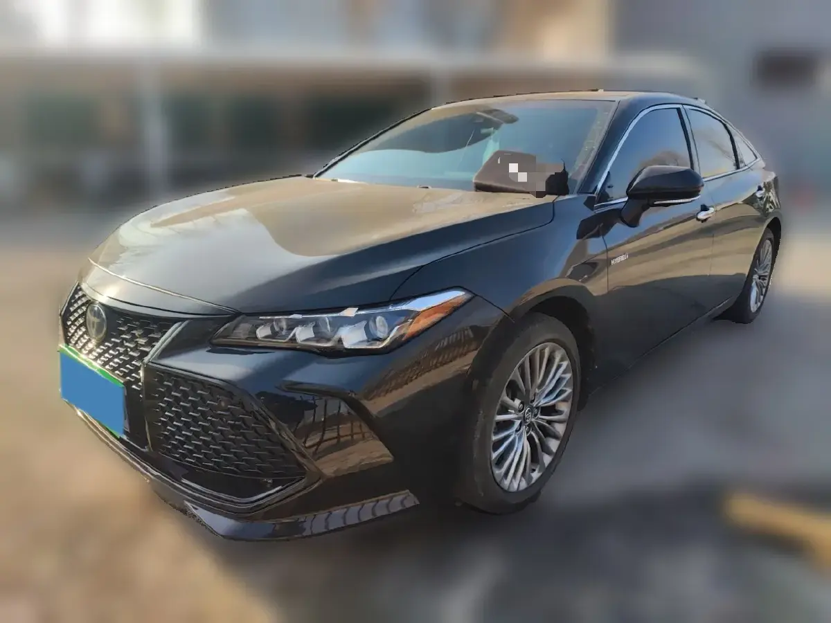 2019 Toyota Avalon 2.5L 178HP L4 E-CVT Hybrid