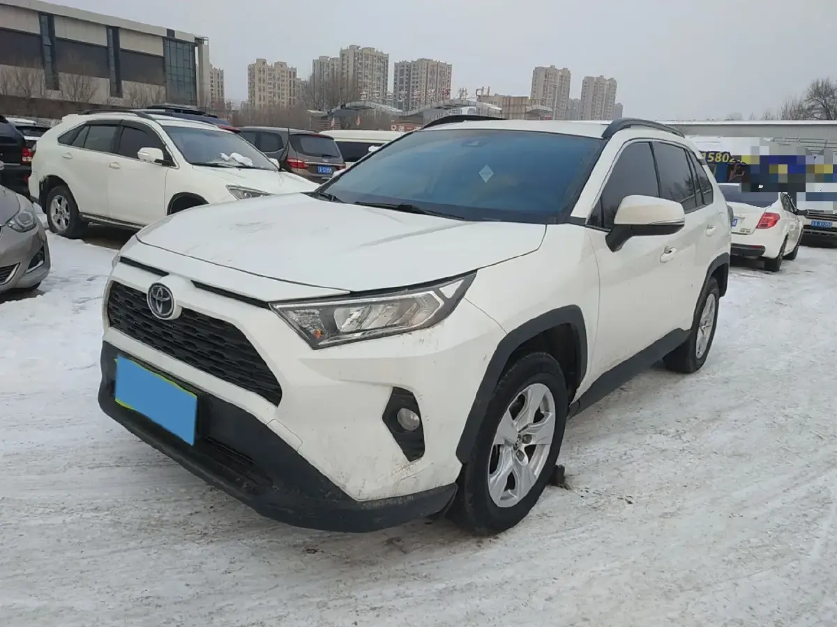 2020 Toyota RAV4 2.0L 171HP L4 CVT