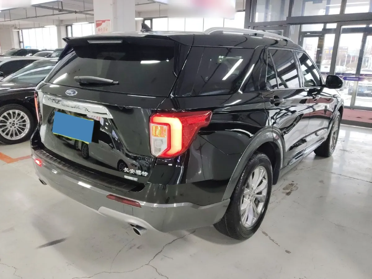 2020 Ford Explorer 2.3T 276HP L4 10AT,autocango,china used car exporter,china ev exporter,chinese used car exporter,chinese used ev exporter