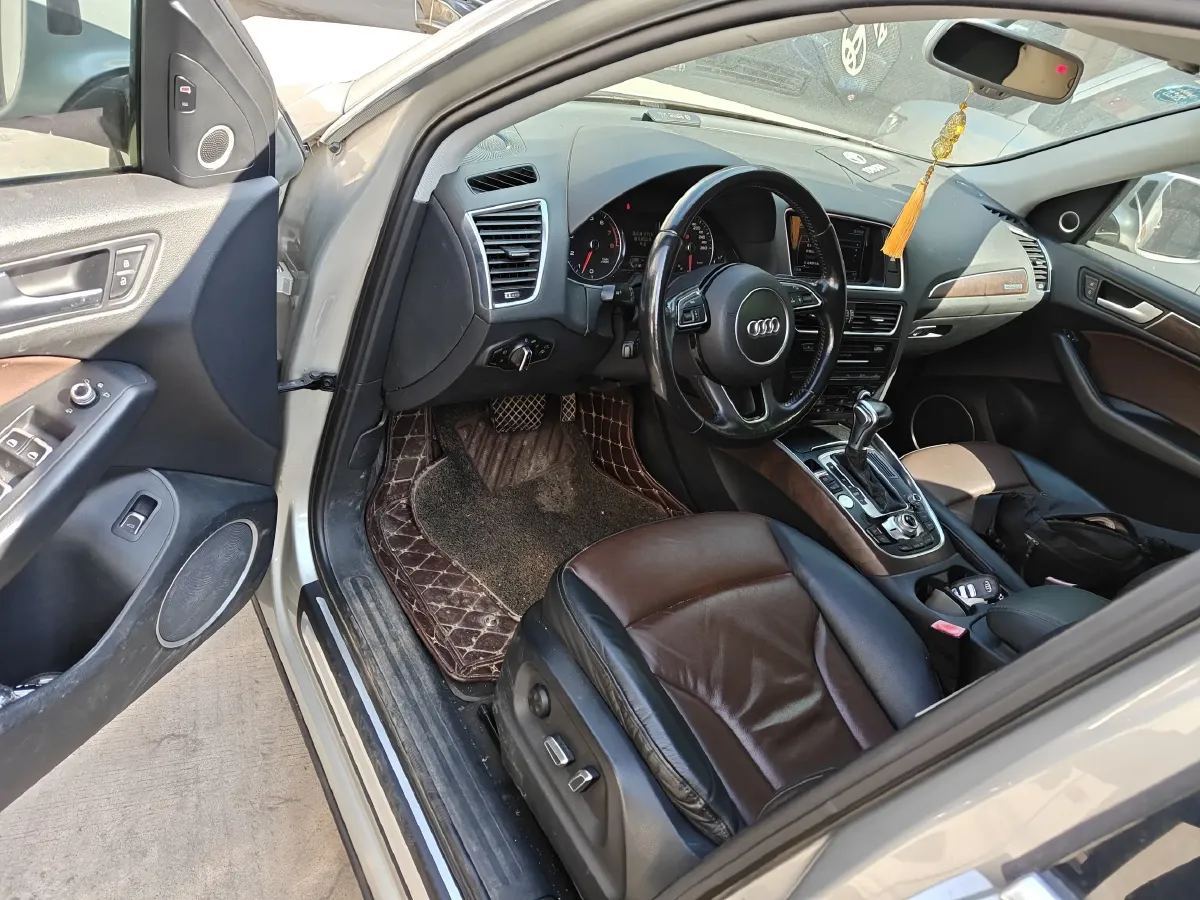 2017 Audi Q5 2.0T 230HP L4 8AT,autocango,china used car exporter,china ev exporter,chinese used car exporter,chinese used ev exporter