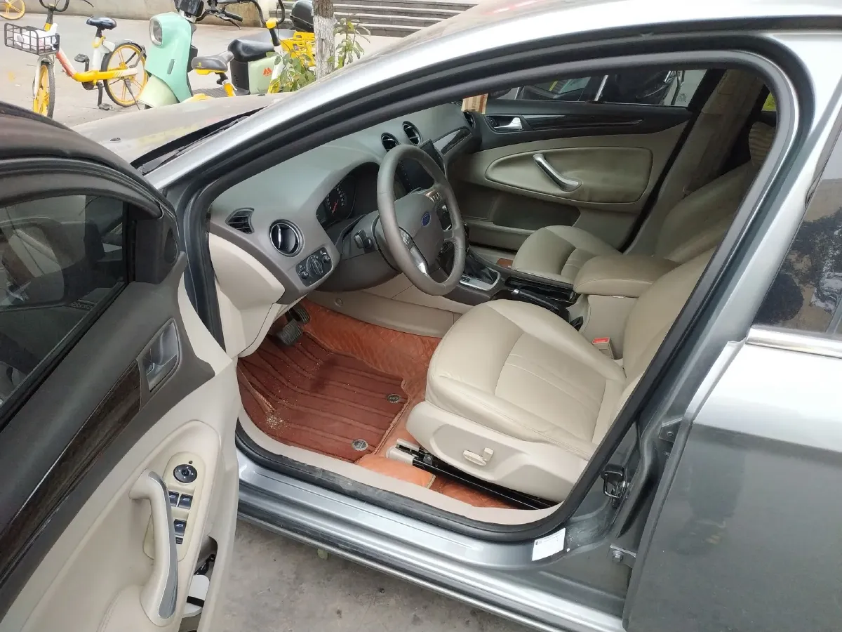 2011 Ford Mondeo 2.0T 203HP L4 6DCT,autocango,china used car exporter,china ev exporter,chinese used car exporter,chinese used ev exporter