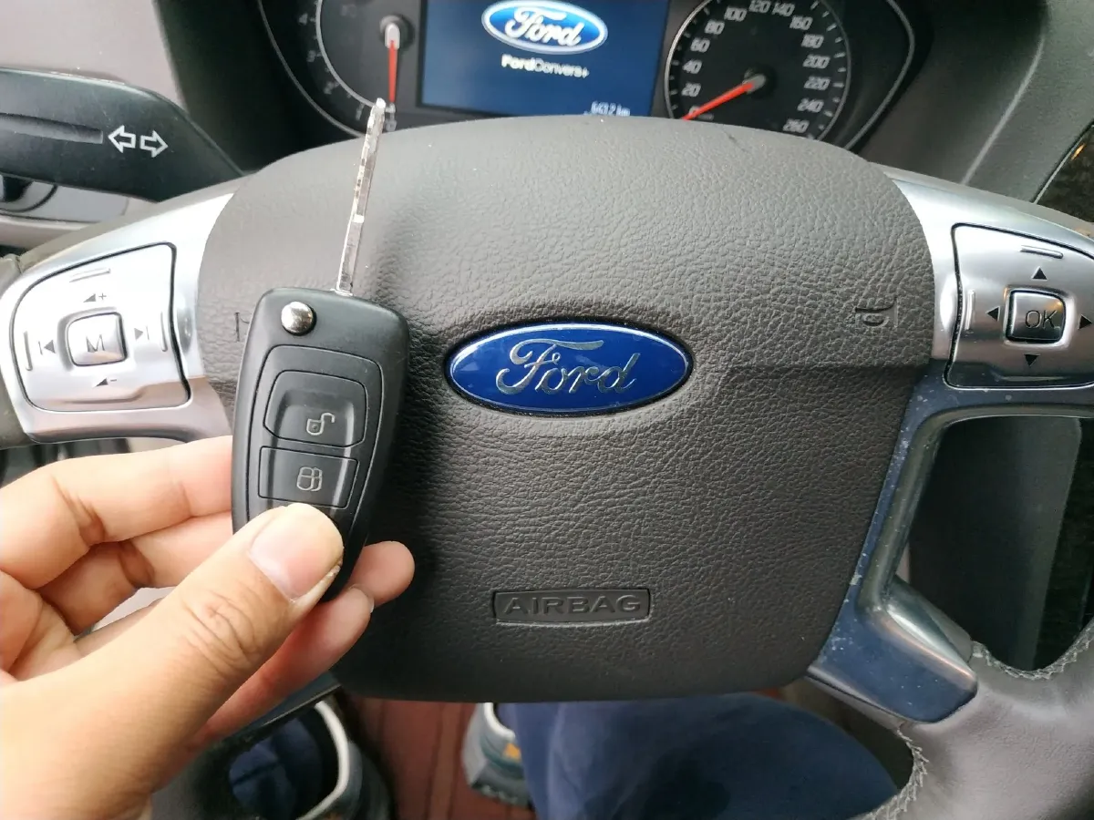 2011 Ford Mondeo 2.0T 203HP L4 6DCT,autocango,china used car exporter,china ev exporter,chinese used car exporter,chinese used ev exporter