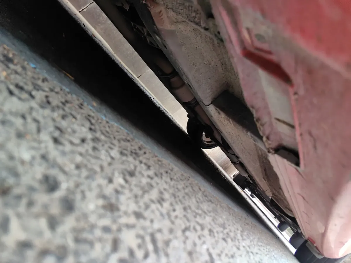 2009 Hyundai Rohens-Coupe 2.0T 210HP L4 5AT,autocango,china used car exporter,china ev exporter,chinese used car exporter,chinese used ev exporter