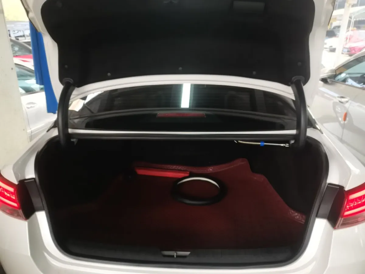 2016 GAC Trumpchi GS5 Super 1.8T 177HP L4 5AT,autocango,china used car exporter,china ev exporter,chinese used car exporter,chinese used ev exporter