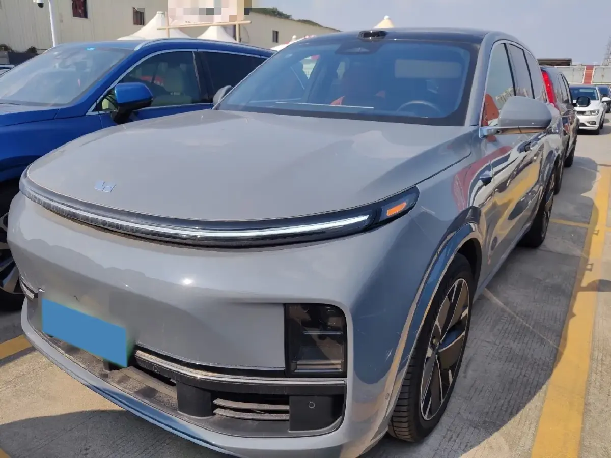 2025 Li L8 Range Extended 154HP REEV