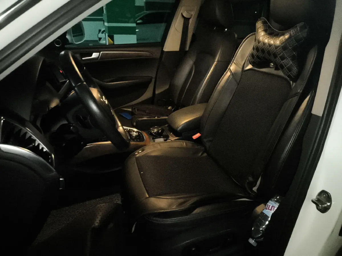 2010 Audi Q5 3.2L 270HP V6 7DCT,autocango,china used car exporter,china ev exporter,chinese used car exporter,chinese used ev exporter