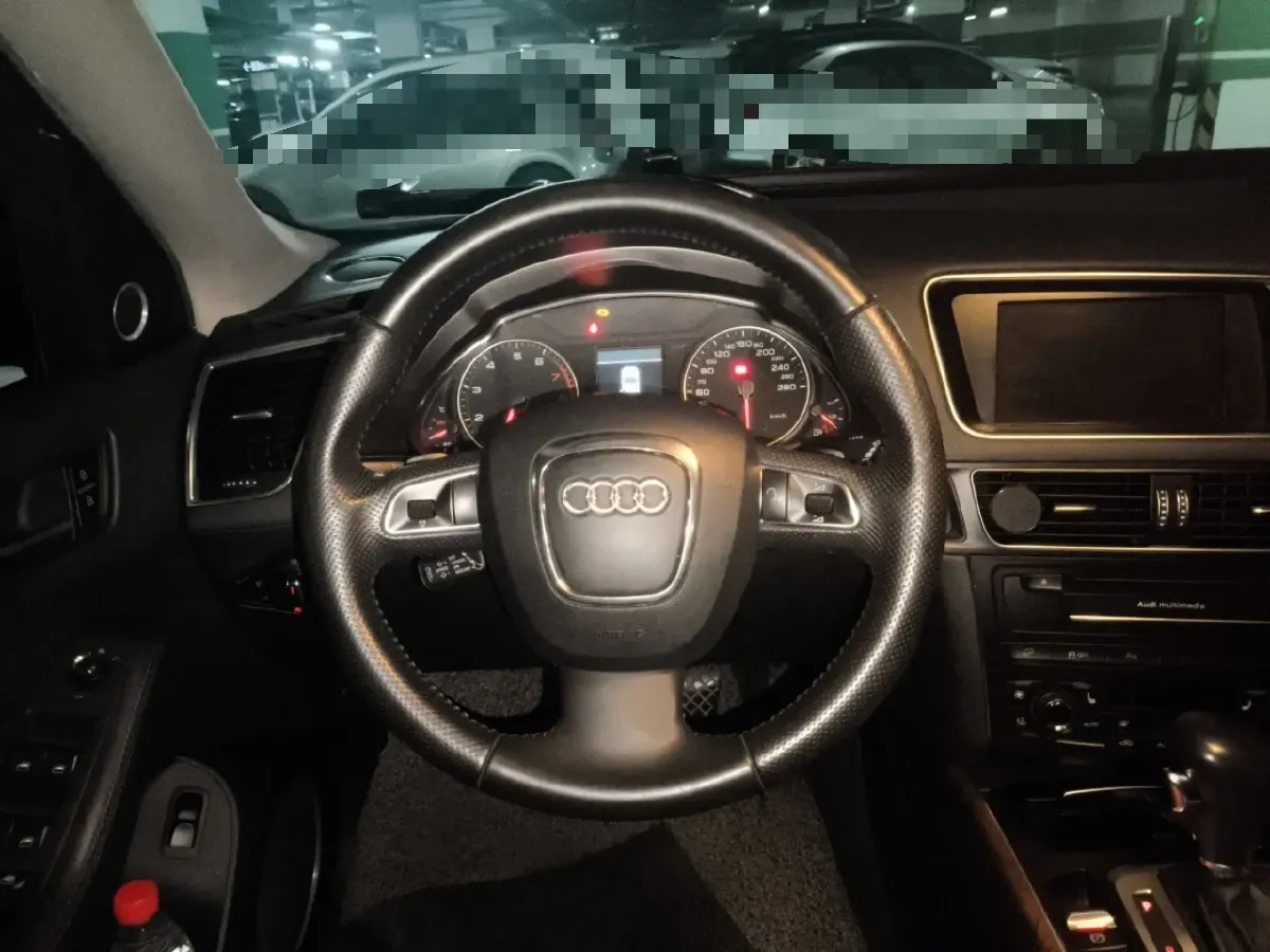 2010 Audi Q5 3.2L 270HP V6 7DCT,autocango,china used car exporter,china ev exporter,chinese used car exporter,chinese used ev exporter