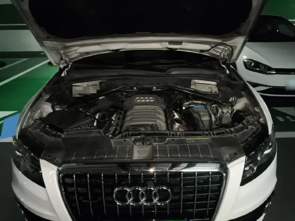 2010 Audi Q5 3.2L 270HP V6 7DCT,autocango,china used car exporter,china ev exporter,chinese used car exporter,chinese used ev exporter