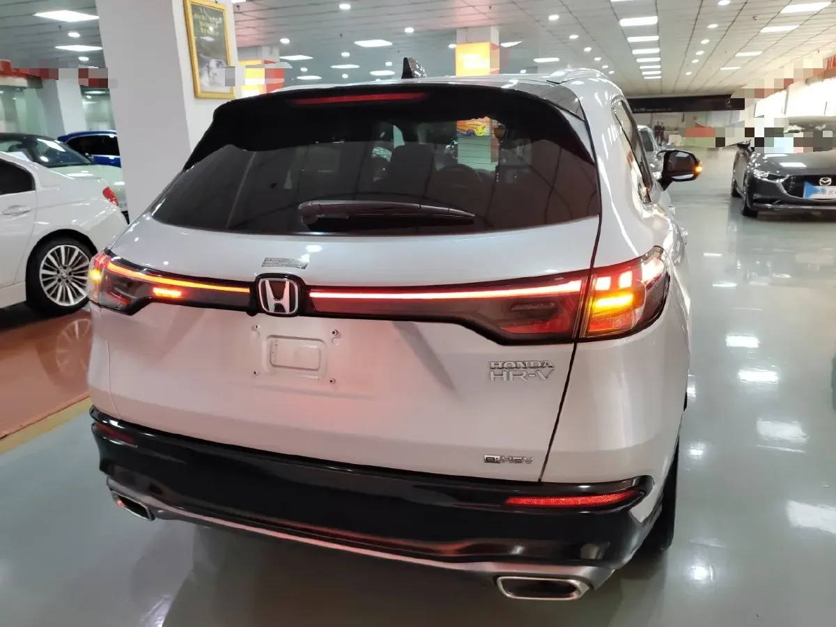 2023 Honda HR-V 2.0L 143HP L4 E-CVT Hybrid,autocango,china used car exporter,china ev exporter,chinese used car exporter,chinese used ev exporter