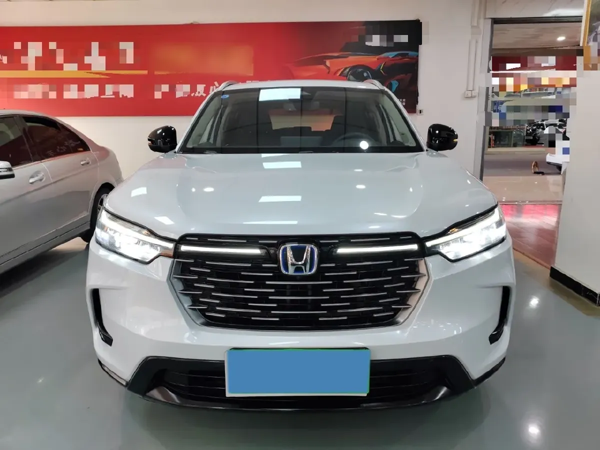 2023 Honda HR-V 2.0L 143HP L4 E-CVT Hybrid,autocango,china used car exporter,china ev exporter,chinese used car exporter,chinese used ev exporter
