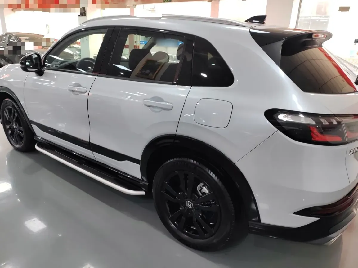 2023 Honda HR-V 2.0L 143HP L4 E-CVT Hybrid,autocango,china used car exporter,china ev exporter,chinese used car exporter,chinese used ev exporter