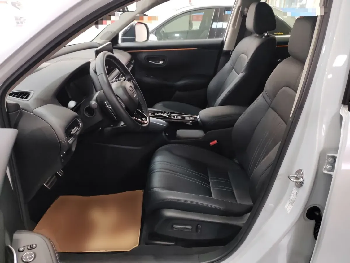 2023 Honda HR-V 2.0L 143HP L4 E-CVT Hybrid,autocango,china used car exporter,china ev exporter,chinese used car exporter,chinese used ev exporter