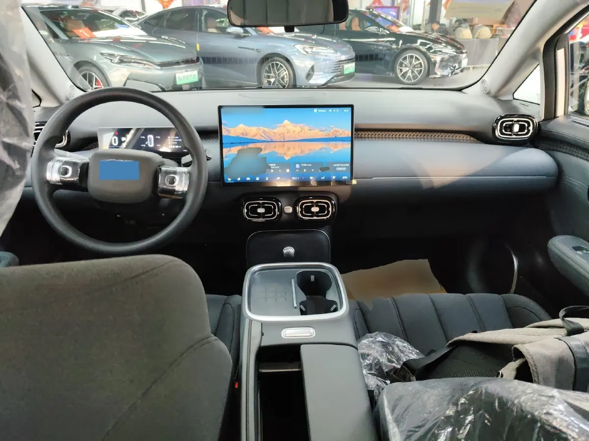 2025 Aion AION UT BEV 34.868KWH,autocango,china used car exporter,china ev exporter,chinese used car exporter,chinese used ev exporter