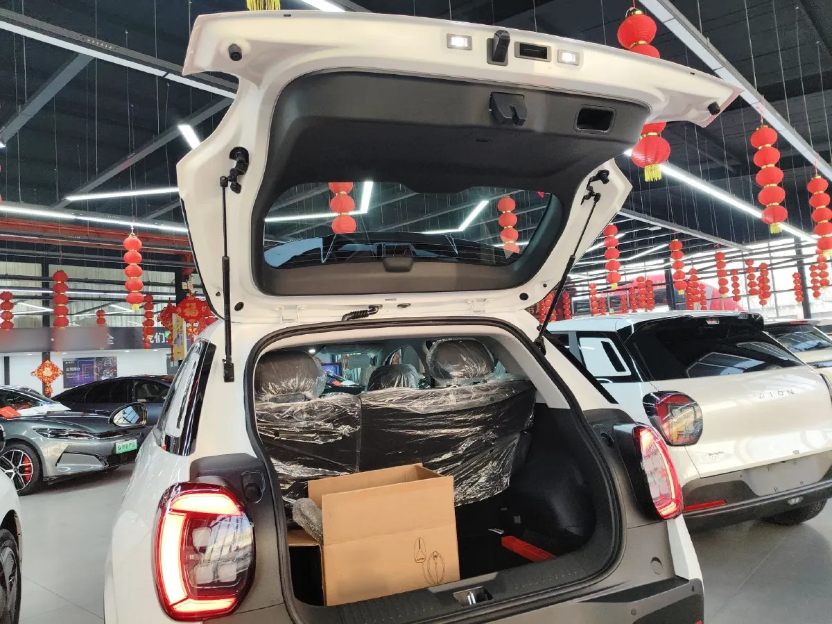 2025 Aion AION UT BEV 34.868KWH,autocango,china used car exporter,china ev exporter,chinese used car exporter,chinese used ev exporter