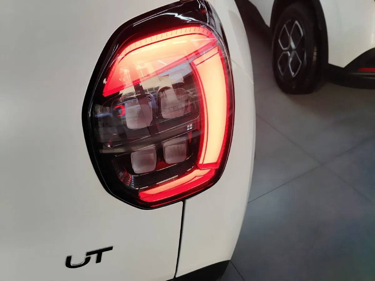 2025 Aion AION UT BEV 34.868KWH,autocango,china used car exporter,china ev exporter,chinese used car exporter,chinese used ev exporter