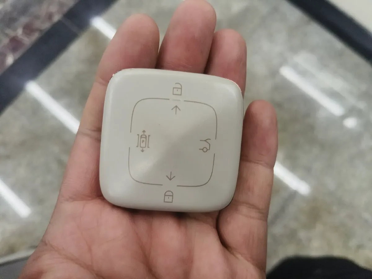 2025 Zeekr MIX BEV 102KWH,autocango,china used car exporter,china ev exporter,chinese used car exporter,chinese used ev exporter