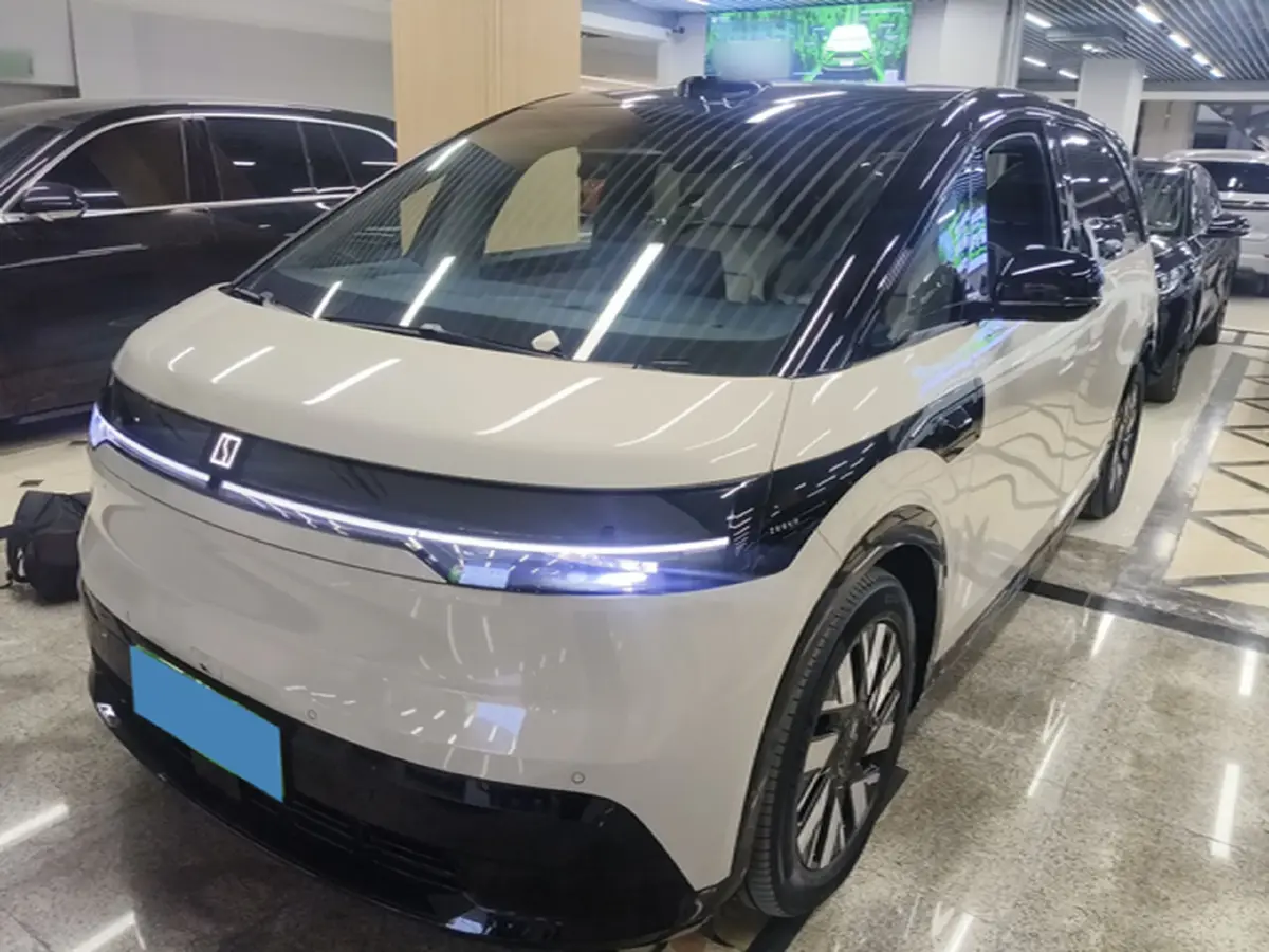 2025 Zeekr MIX BEV 102KWH