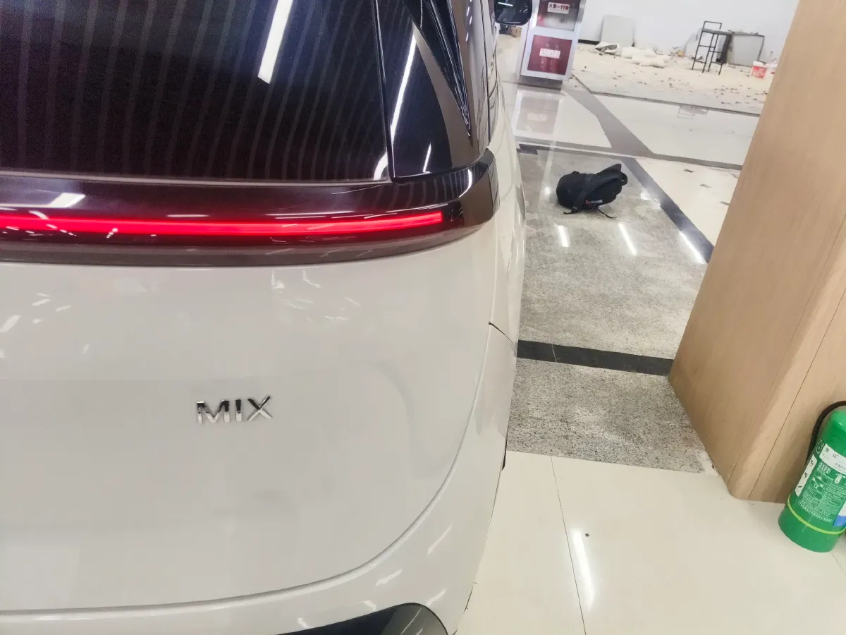 2025 Zeekr MIX BEV 102KWH,autocango,china used car exporter,china ev exporter,chinese used car exporter,chinese used ev exporter