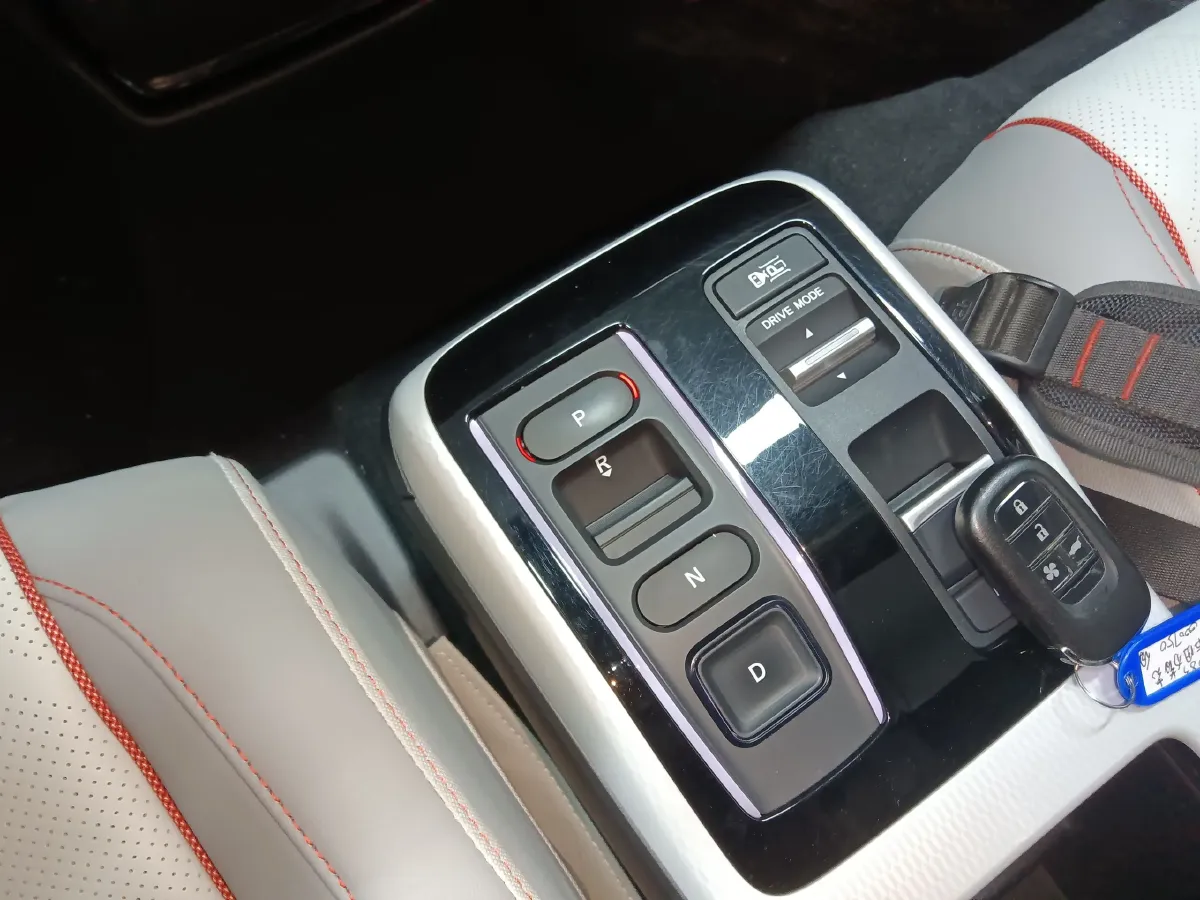 2024 Honda e:NS2 BEV 68.8KWH,autocango,china used car exporter,china ev exporter,chinese used car exporter,chinese used ev exporter