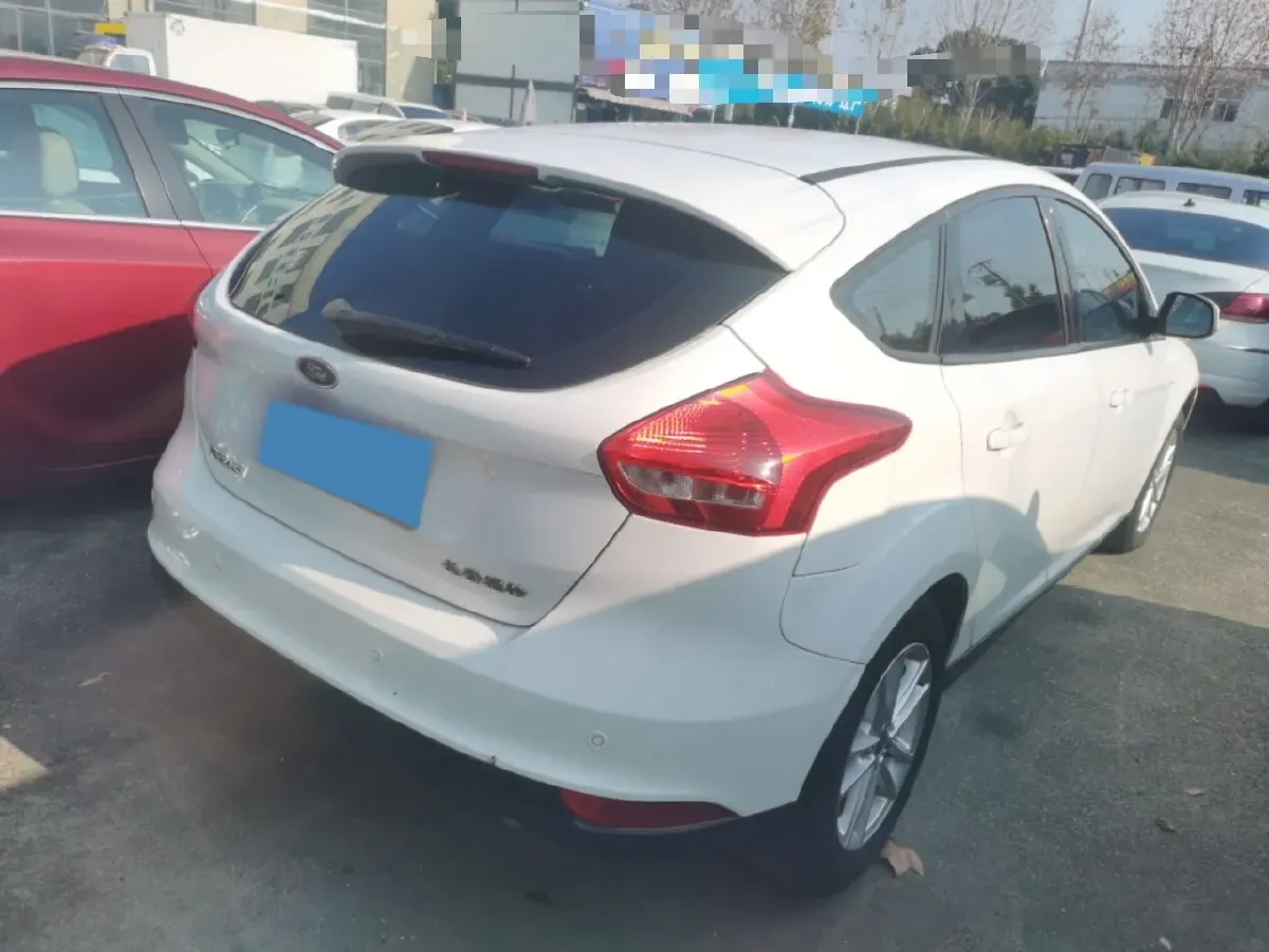 2015 Ford Focus 1.6L 125HP L4 6DCT,autocango,china used car exporter,china ev exporter,chinese used car exporter,chinese used ev exporter
