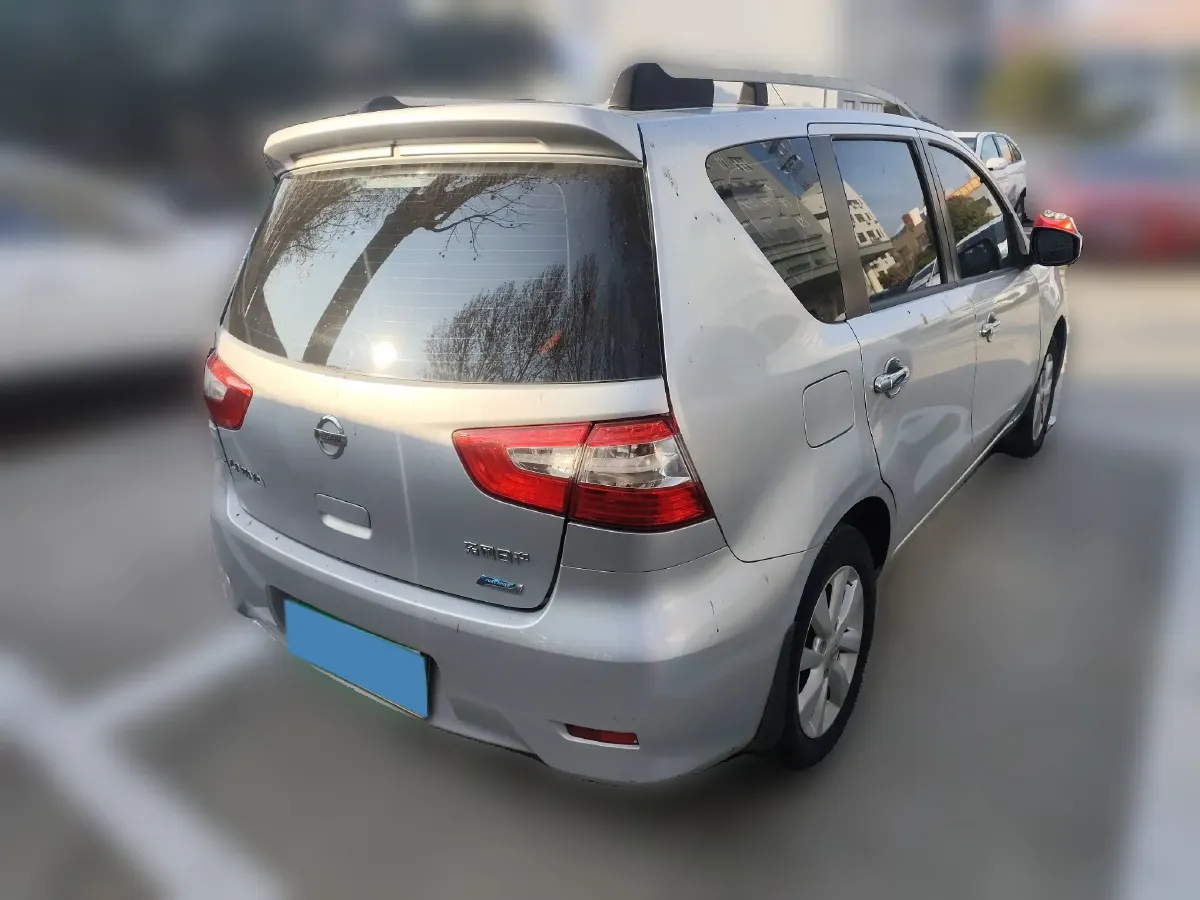 2013 Nissan Livina 1.6L 124HP L4 5MT,autocango,china used car exporter,china ev exporter,chinese used car exporter,chinese used ev exporter