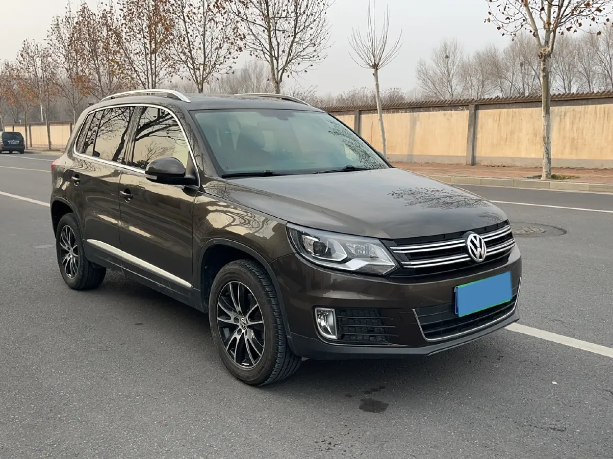 2015 Volkswagen Tiguan 1.8T 160HP L4 6AT,autocango,china used car exporter,china ev exporter,chinese used car exporter,chinese used ev exporter