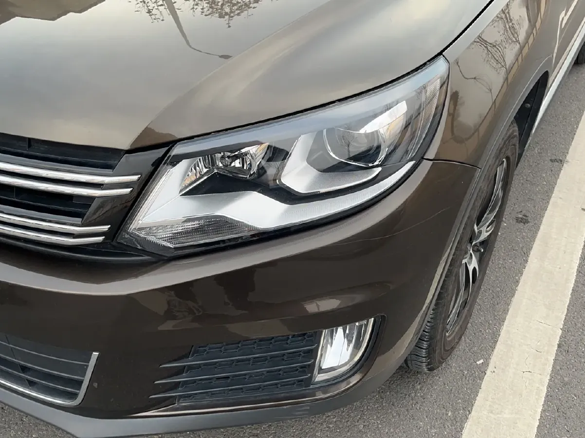 2015 Volkswagen Tiguan 1.8T 160HP L4 6AT,autocango,china used car exporter,china ev exporter,chinese used car exporter,chinese used ev exporter
